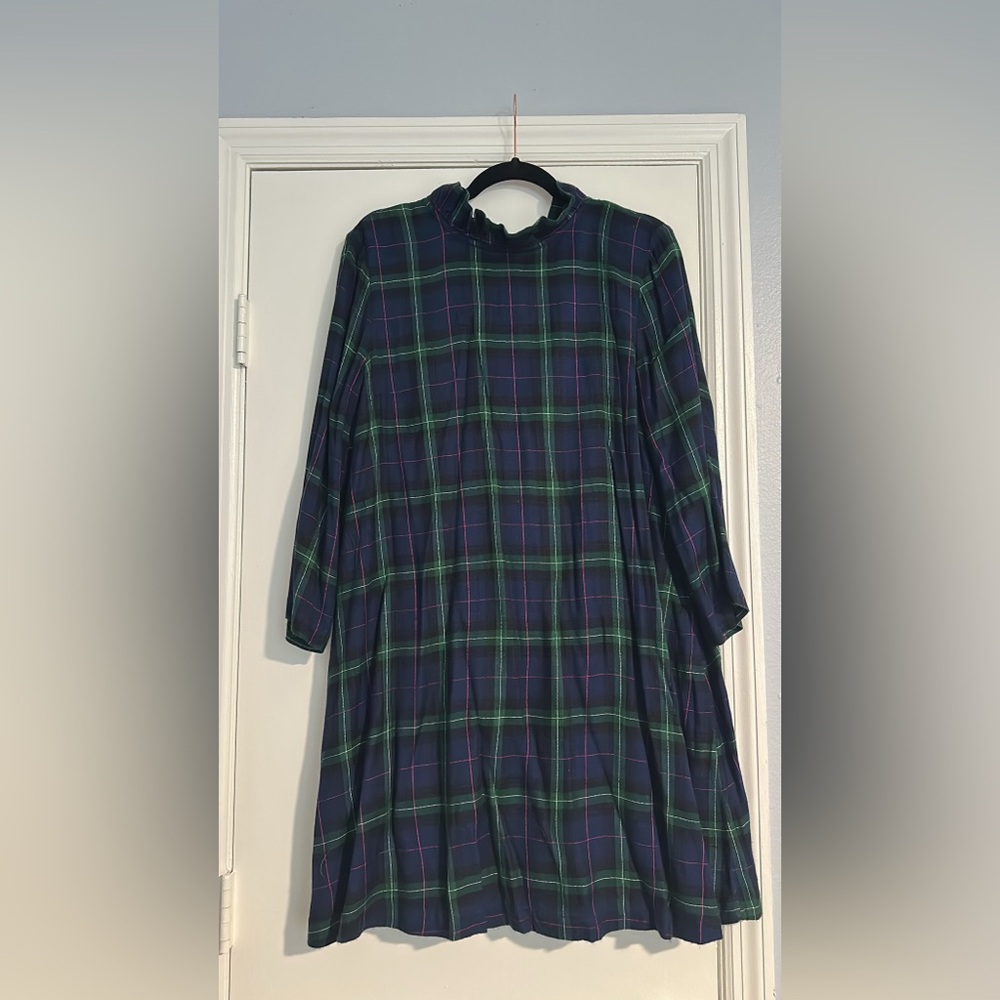 Crown & Ivy navy & green plaid dress